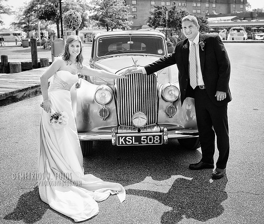 Wedding with vintage car